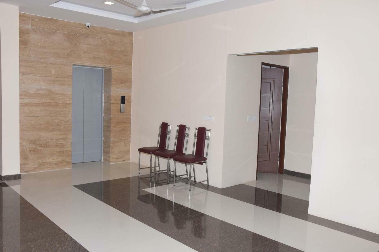 Salem Regency - A Business Stay 외부 사진