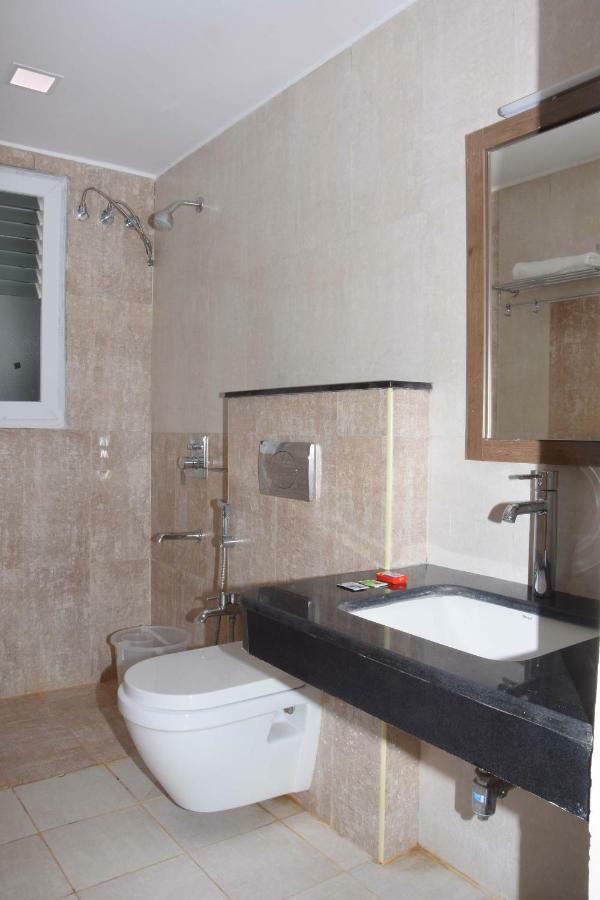 Salem Regency - A Business Stay 외부 사진